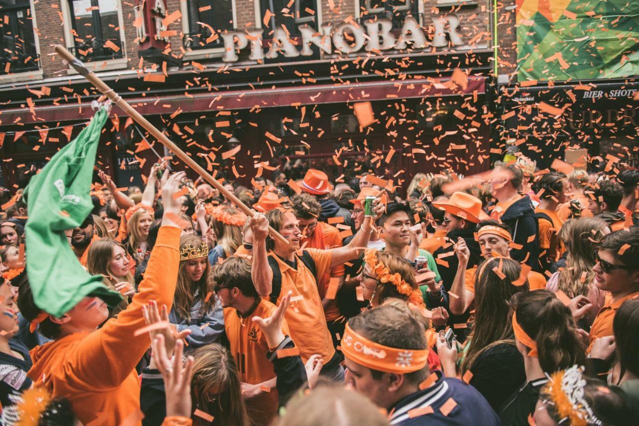 The Esn Kingsday Campsite Amsterdam Exteriör bild
