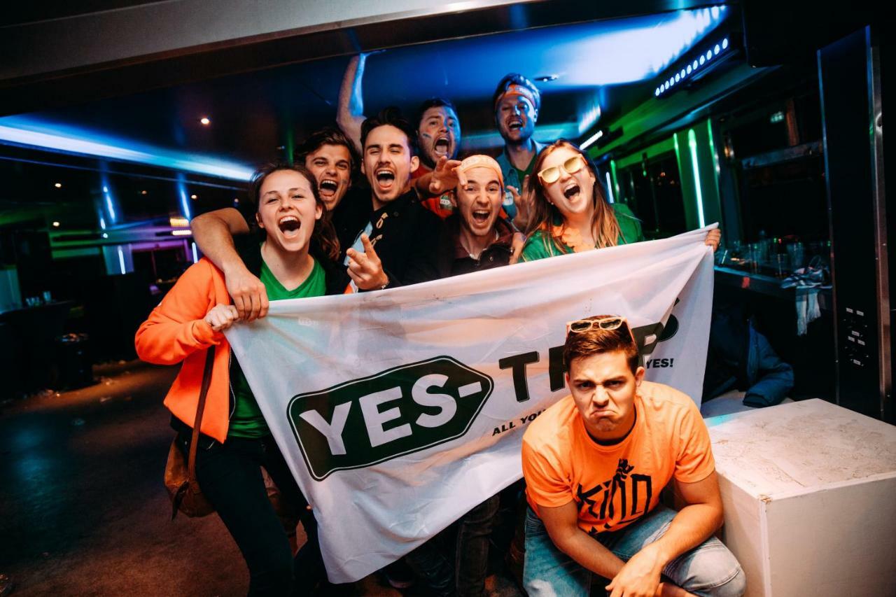 The Esn Kingsday Campsite Amsterdam Exteriör bild
